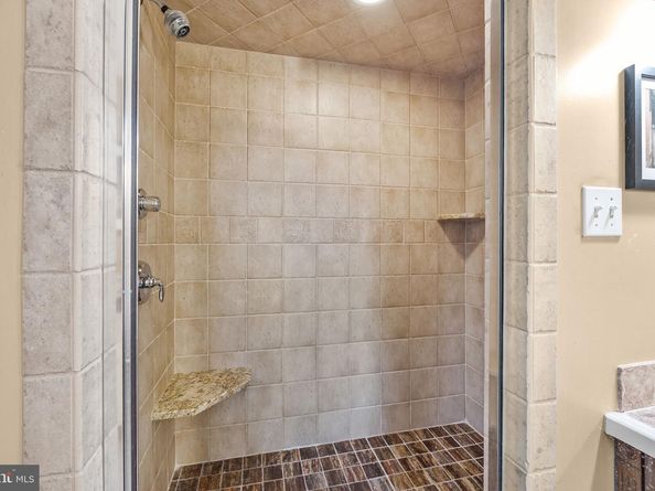 1191 Wheatsheaf Lane, Abington PA 19001