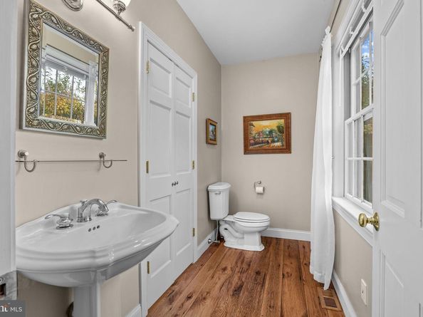 1191 Wheatsheaf Lane, Abington PA 19001