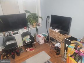 6138 Wayne Avenue 2, Philadelphia PA 19144