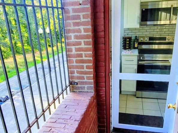 6138 Wayne Avenue 2, Philadelphia PA 19144