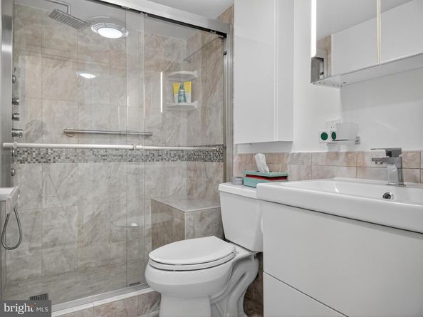 4601 N Park Avenue 1413N, Chevy Chase MD 20815