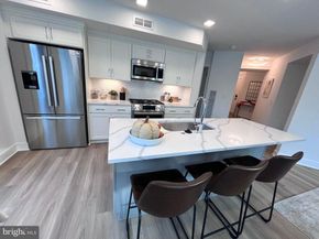 701 N Henry Street 104, Alexandria VA 22314