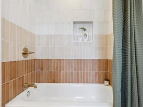 211 Hermit, Philadelphia PA 19128