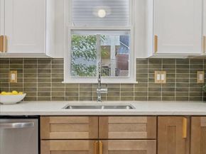 211 Hermit, Philadelphia PA 19128