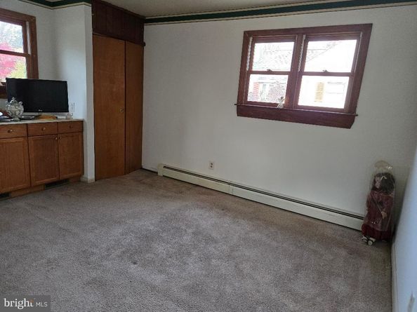 142 Greenbelt Drive, Hatboro PA 19040