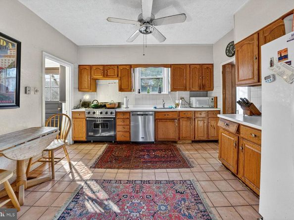 7966 West Beach Drive NW, Washington DC 20012