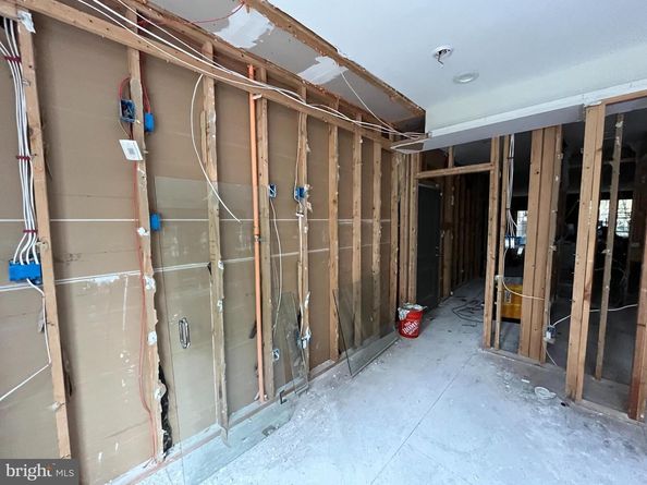 1307 N 6TH Street 1, Philadelphia PA 19122