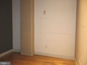 2200 Arch Street 906, Philadelphia PA 19103