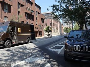 2200 Arch Street 906, Philadelphia PA 19103