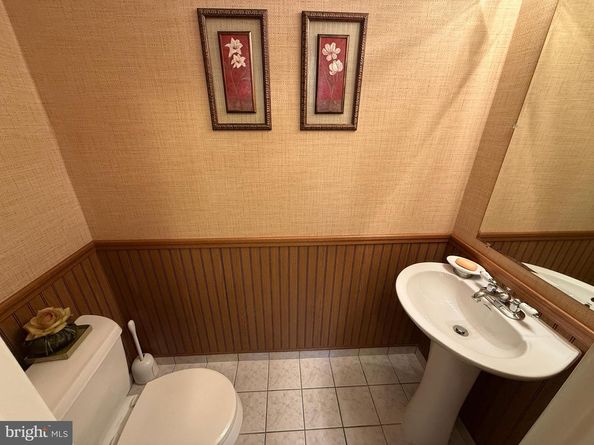 159 Larkspur Street, Philadelphia PA 19116