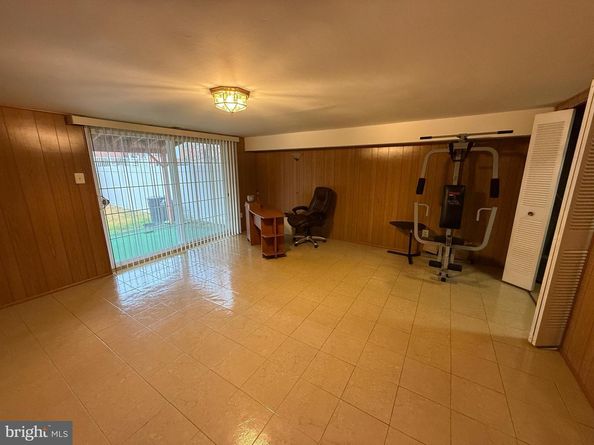 159 Larkspur Street, Philadelphia PA 19116