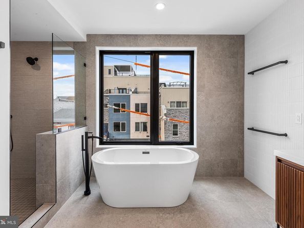 265 Delmar Street, Philadelphia PA 19128