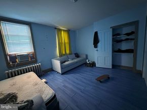 536 Snyder Avenue, Philadelphia PA 19148