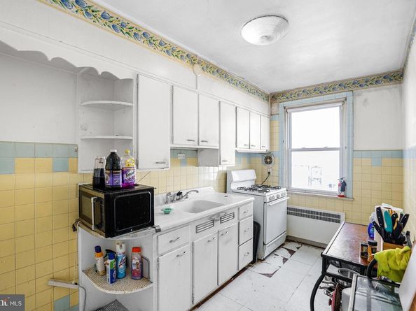 7533 Woolston Avenue, Philadelphia PA 19150