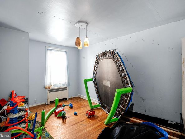 7533 Woolston Avenue, Philadelphia PA 19150