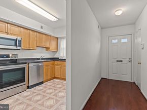 18 Yorktown Court, Blue Bell PA 19422