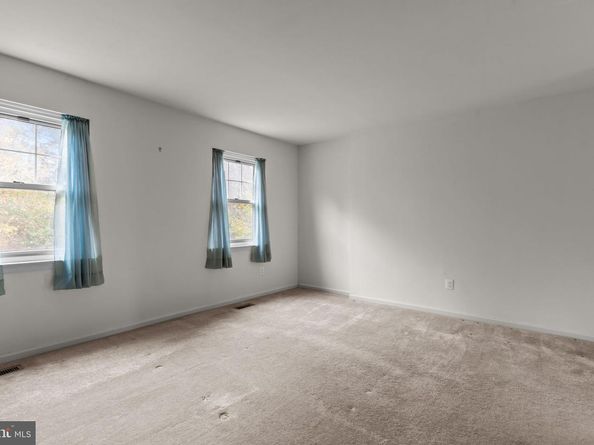 18 Yorktown Court, Blue Bell PA 19422