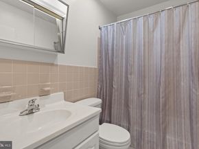 18 Yorktown Court, Blue Bell PA 19422