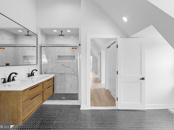 6120 Baynton Street, Philadelphia PA 19144