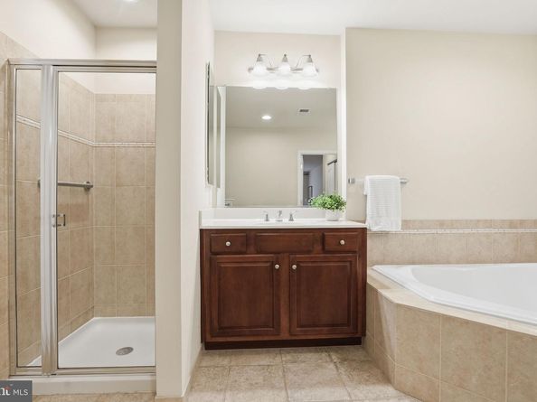 2905 Saintsbury Plaza 312, Fairfax VA 22031