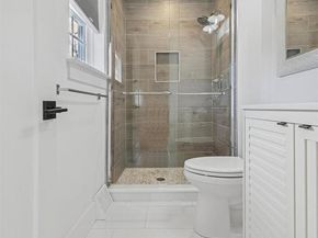 833 Green Valley Drive, Philadelphia PA 19128