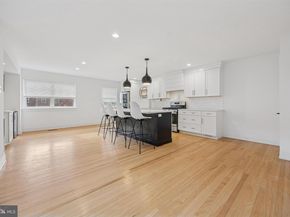 833 Green Valley Drive, Philadelphia PA 19128