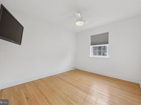 833 Green Valley Drive, Philadelphia PA 19128