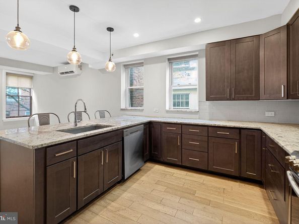 236 S 21st Street CD, Philadelphia PA 19103