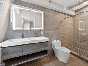 236 S 21st Street CD, Philadelphia PA 19103