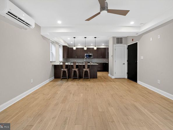 236 S 21st Street CD, Philadelphia PA 19103