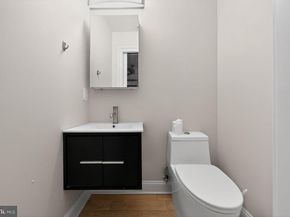 236 S 21st Street CD, Philadelphia PA 19103