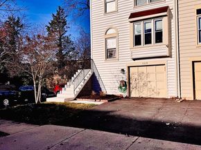 529 Dakota Drive, Herndon VA 20170