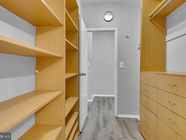 1711 Massachusetts NW 223, Washington DC 20036