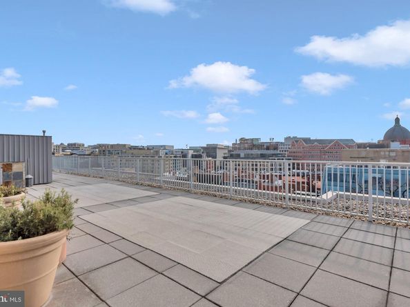 1711 Massachusetts NW 223, Washington DC 20036