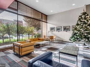 1711 Massachusetts NW 223, Washington DC 20036