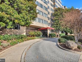1711 Massachusetts NW 223, Washington DC 20036
