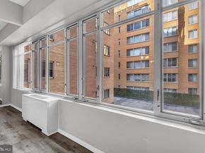 1711 Massachusetts NW 223, Washington DC 20036