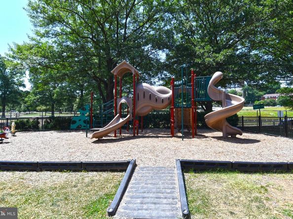 1111 Arlington Boulevard 905, Arlington VA 22209