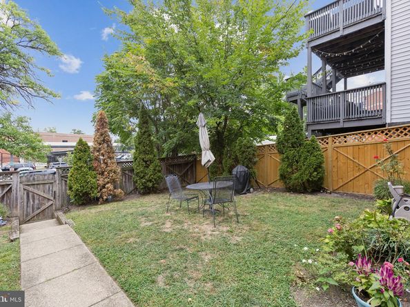 3656 New Hampshire Avenue NW 3, Washington DC 20010