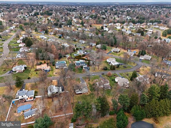 36 Hickory Drive, Southampton PA 18966