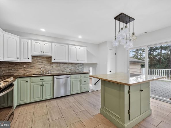 36 Hickory Drive, Southampton PA 18966