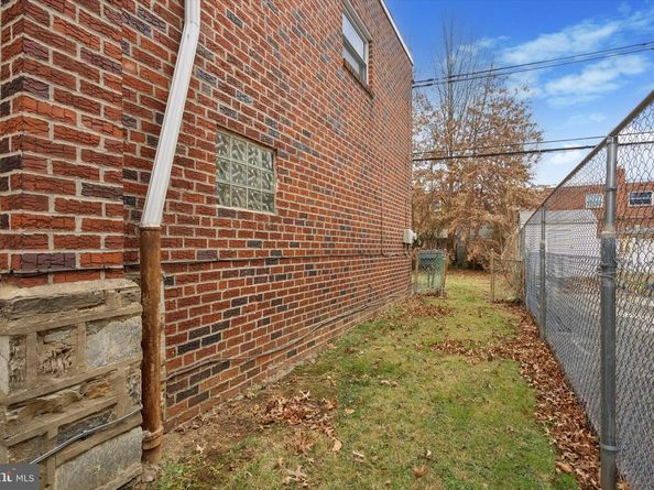 2127 Hoffnagle Street, Philadelphia PA 19152