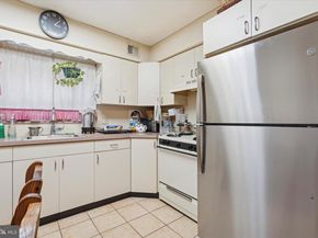 2127 Hoffnagle Street, Philadelphia PA 19152