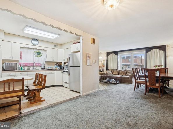 2127 Hoffnagle Street, Philadelphia PA 19152