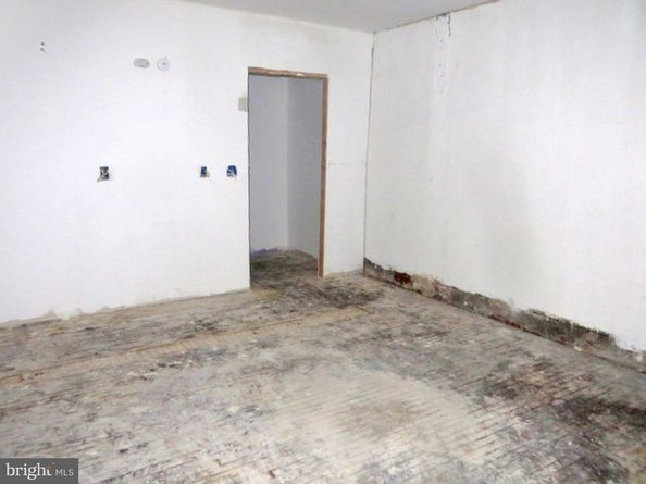 5715 Torresdale Avenue, Philadelphia PA 19135