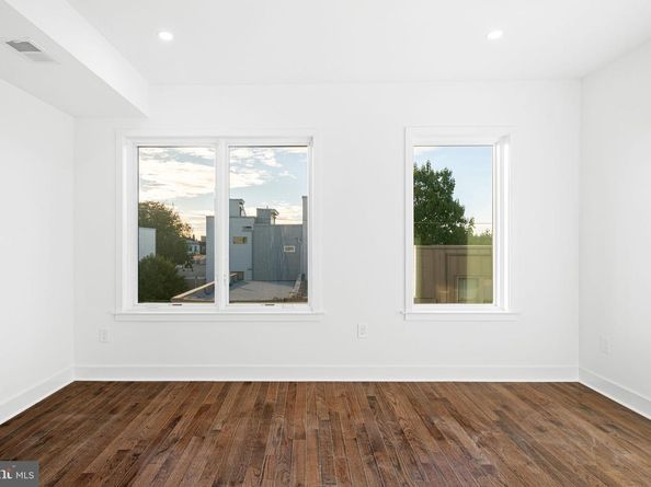 1327 S Capitol Street, Philadelphia PA 19146