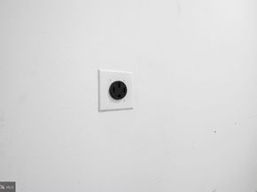 1327 S Capitol Street, Philadelphia PA 19146