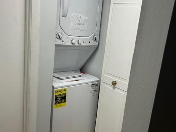 1923 Wilson Lane 201, Mclean VA 22102