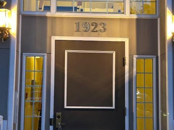 1923 Wilson Lane 201, Mclean VA 22102