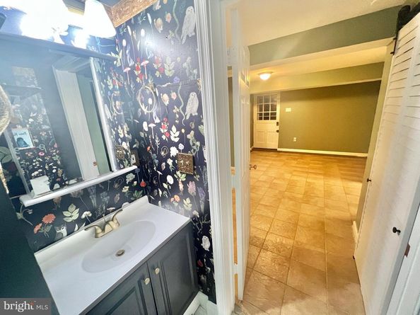 4816 Dodson Drive, Annandale VA 22003